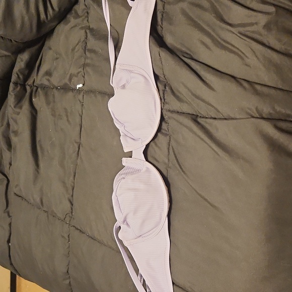 Lilac bikini top - Picture 1 of 3